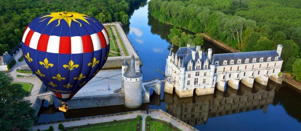 La Porte Aux Dames Romorantin-Lanthenay Eksteriør bilde